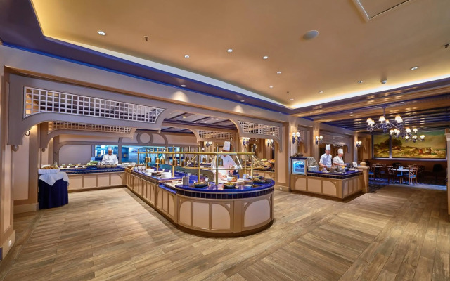 Disney Newport Bay Club