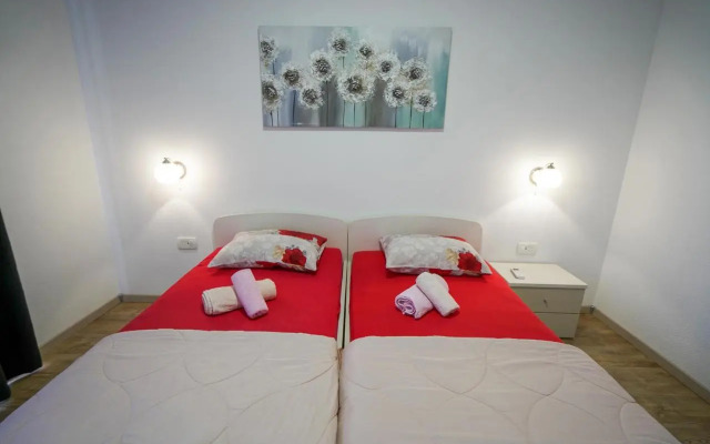 Studio Apartman M&F