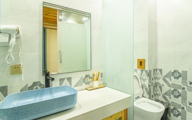 Lijiang Family And Hostel Inn