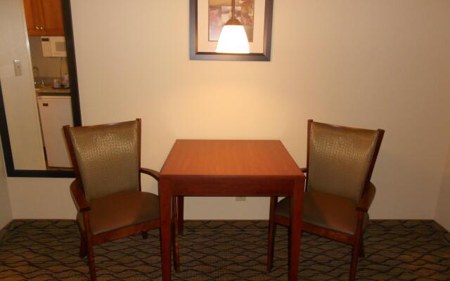 Holiday Inn Express & Suites Lancaster by IHG