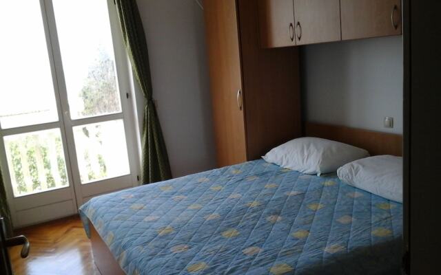 Cosmic Gate Apartments - Adults Only