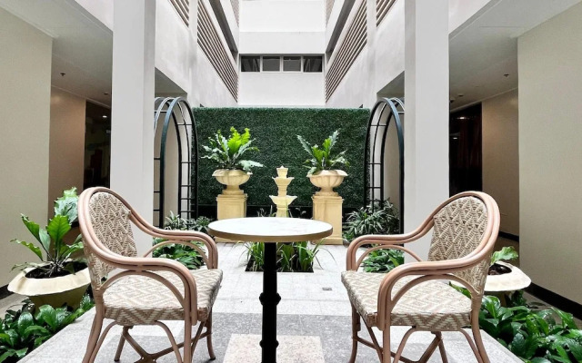 Room-experience Elegance at Chambre Hono