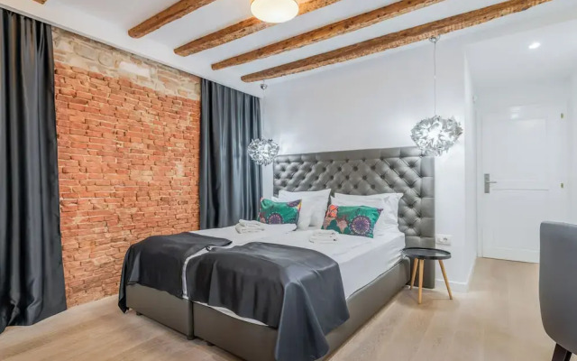 The Code Luxury Rooms