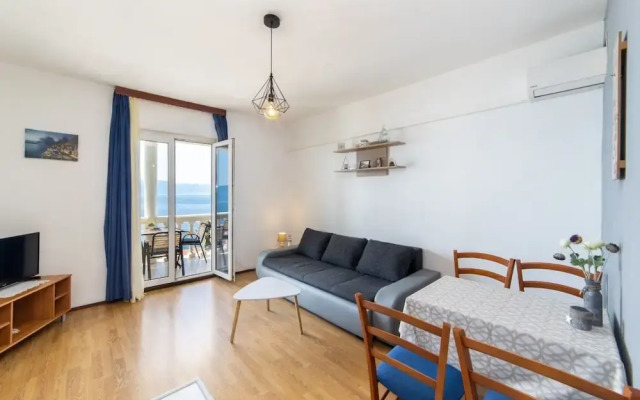 More - 60m From the sea - A3 Sime