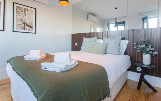 Stylish Studio w/ AC & Balcony by LovelyStay