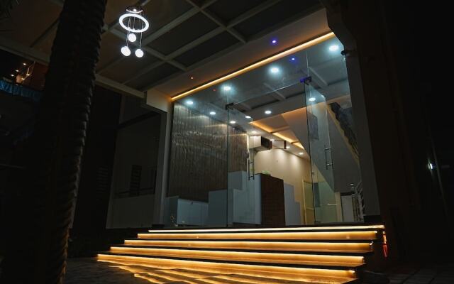 The Diamonds Pavilion