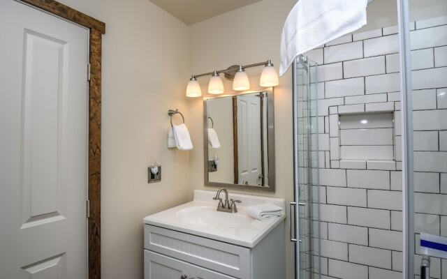 Hartwood Village 3 Bedroom Townhome #05