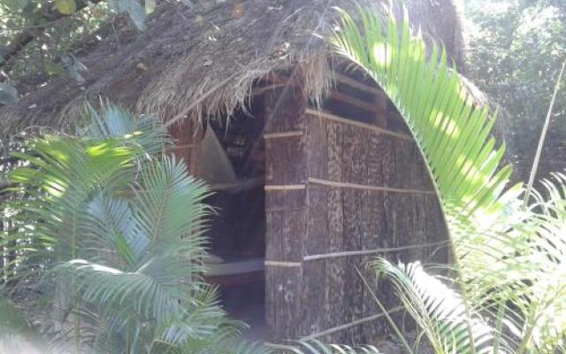 Kampot River Bungalow