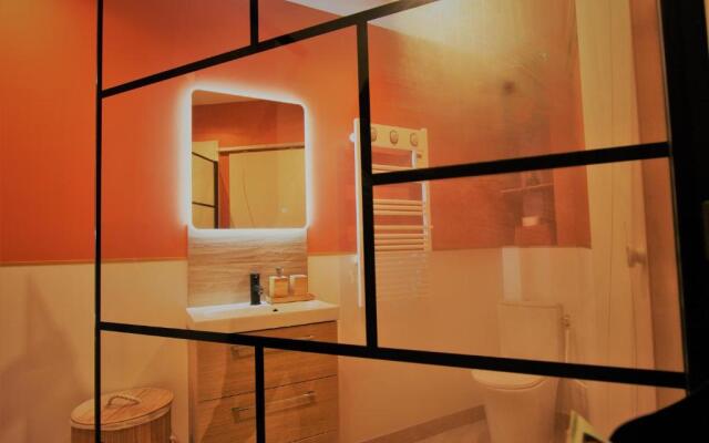 Appart Chill & Free - Proche Centre Valenciennes - Parking Gratuit