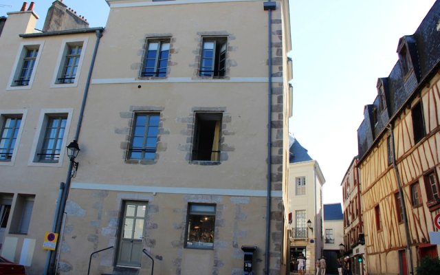 Apartment With one Bedroom in Vannes, With Wonderful City View and Wif