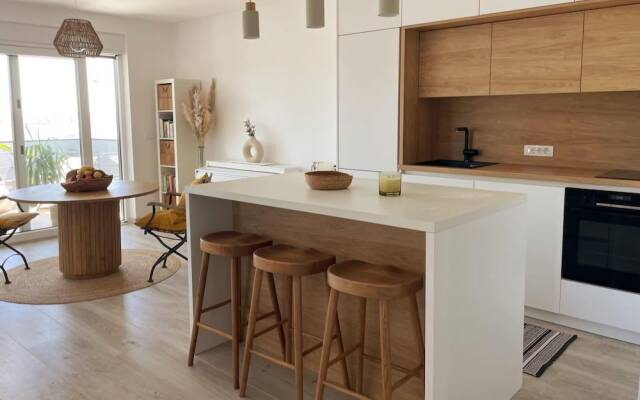 Cozy Loft Studio With Rooftop, Seaview & Pool