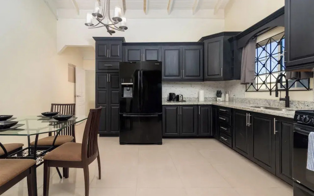 5 Bedroom Haven in Draxhall