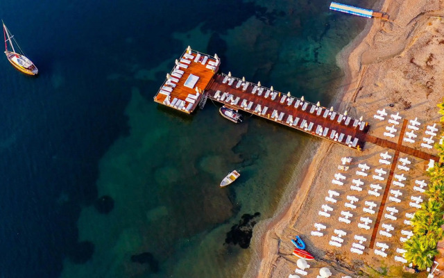 Cettia Beach Resort - Adults Only