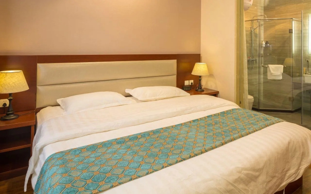 Hill Lily Hotel