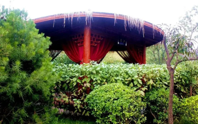 Xinmuyang Hot Spring Hotel