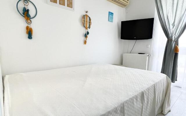 SeaView 3 Rooms Cozy Apartament