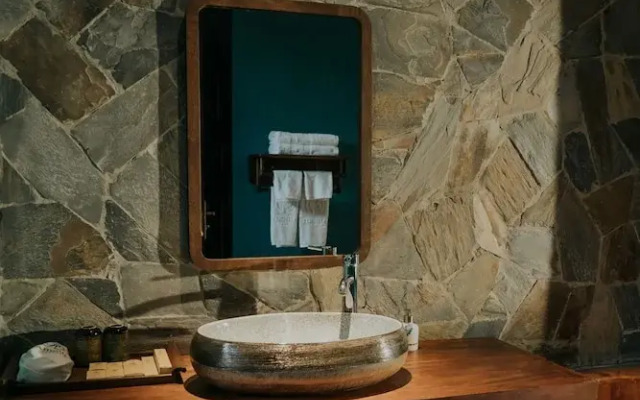 Amour Resort Bavi