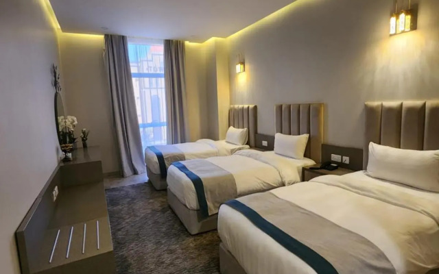 Eliana Hotel