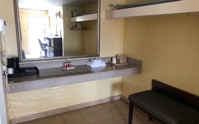 Days Inn by Wyndham Gainesville