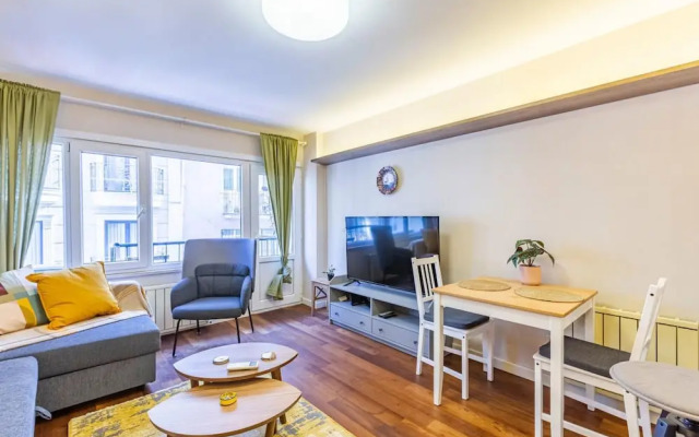 Central and Stylish Flat in the Heart of Beyoglu