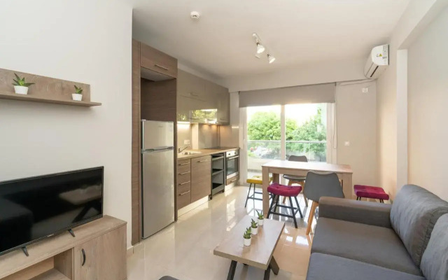 Cozy Apt. 2min from metro