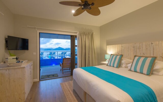 Le Nautique - Luxury Waterfront Hotel