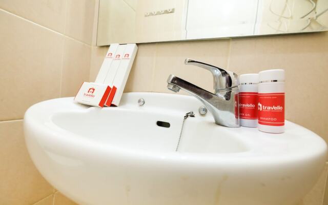 2 Bedrooms at Gading Greenhill Apartment by Travelio