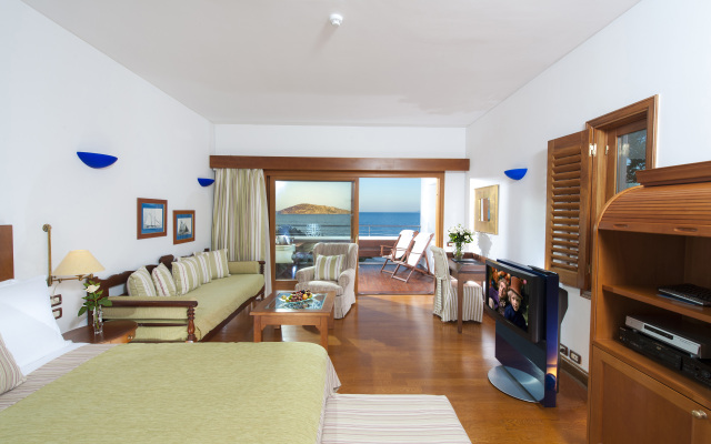 Elounda Beach Hotel & Villas, a Member of the Leading Hotels of the World