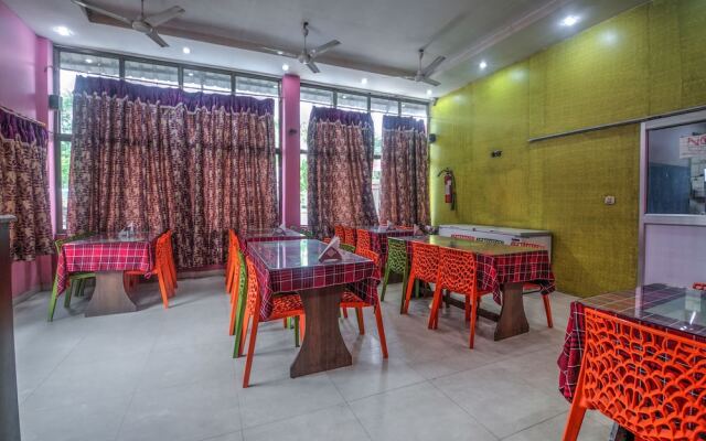 OYO 4518 Hotel Parashuram