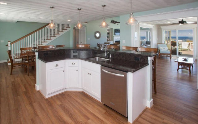 Dune R Thing - 8 Br Home