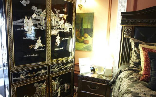 The New York Renaissance Home