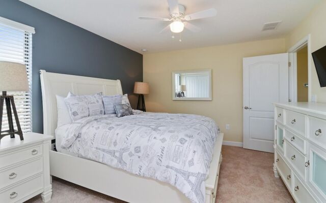 Sunny Vacations by VillaDirect