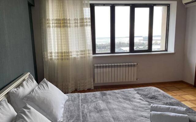 Sea view apart becide Hilton