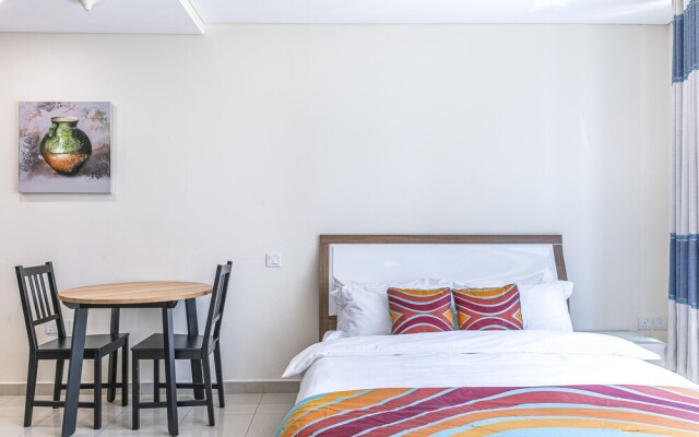 SuiteLets - Bay Central Suites