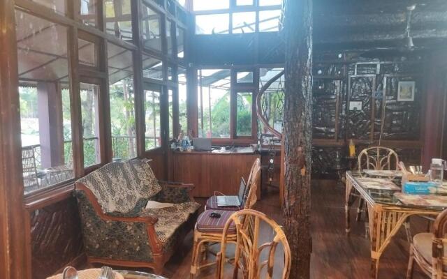 Murious Riverdale Resort