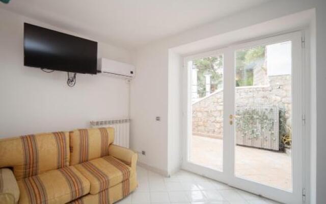 Villacore Capri