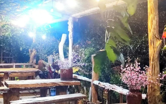 To Chim Ri Homestay Mang Đen