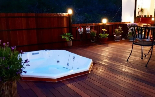 Yeosu Into the Clouds Pension