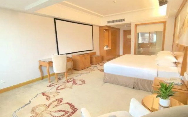 Vienna International Hotel (Dongguan Mayong Central Avenue)