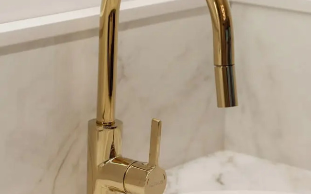 Mennica Morganit by Renters Prestige