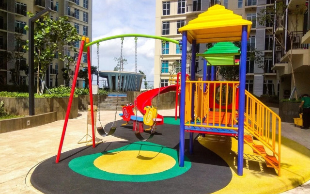 Relax Studio Apartment at Puri Orchard