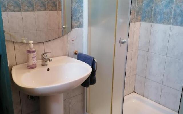 Jacqueline Apartment