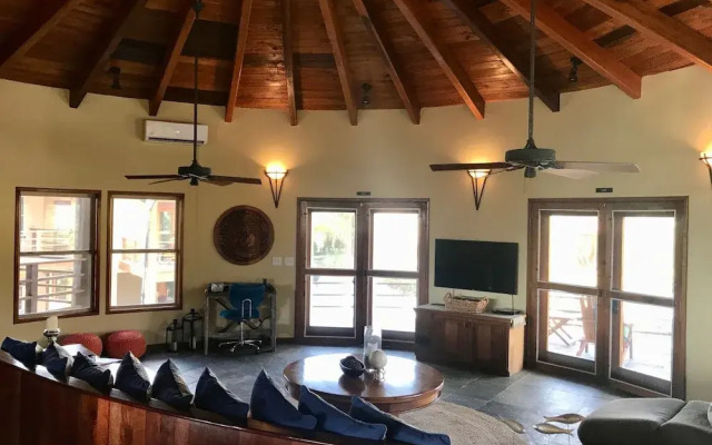 VIlla serenity- Seascape villas