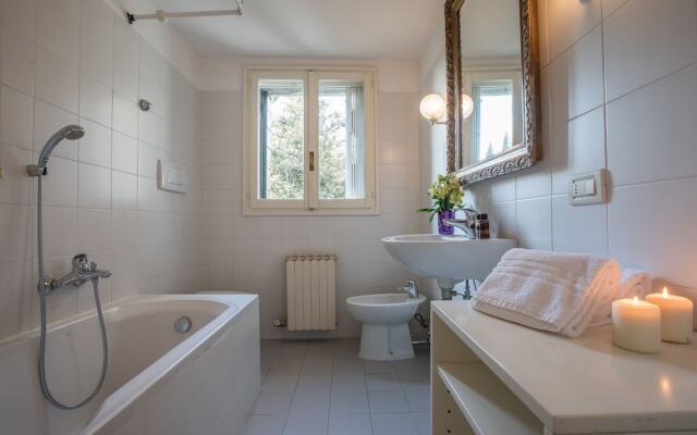 Ca' Carmini with Private Garden