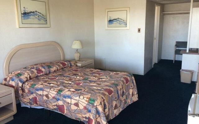 Lamplighter Motel