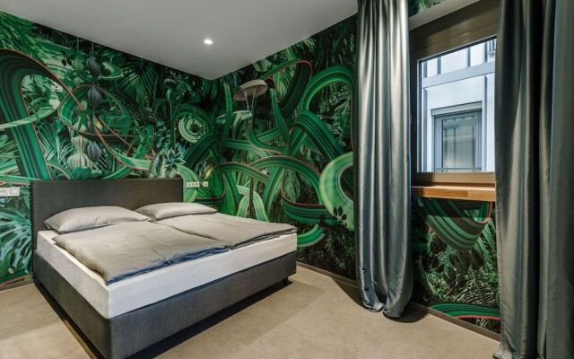 Brucklyn Suites
