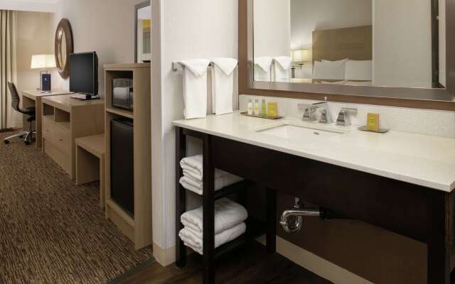 DoubleTree by Hilton Portland - Tigard