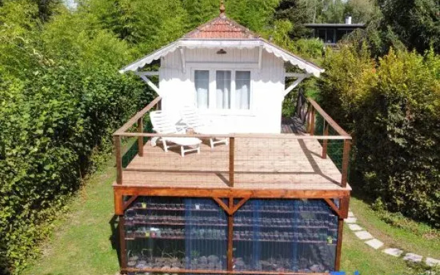 Romantic Nature Chalet – Peaceful Escape by the Marne River