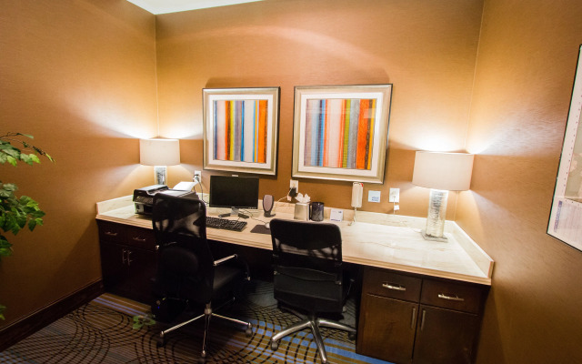 Holiday Inn Express Hotel and Suites Nacogdoches by IHG