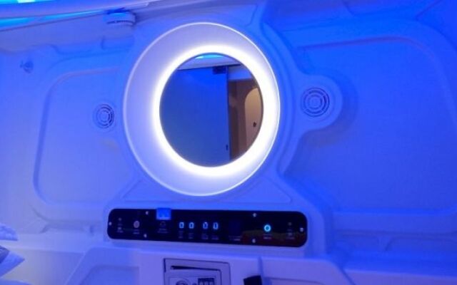 Qube Hotel